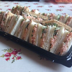 Fresh salmon with mayonnaise and cress